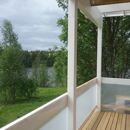 Aamuruskon Holiday *